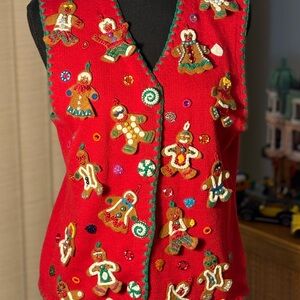 Michael Simon vintage Red with green trim Festive Gingerbread man Sweater Vest